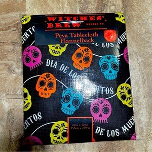 BNIP Halloween PEVA Flannelback square Tablecloth Skulls Day of the Dead